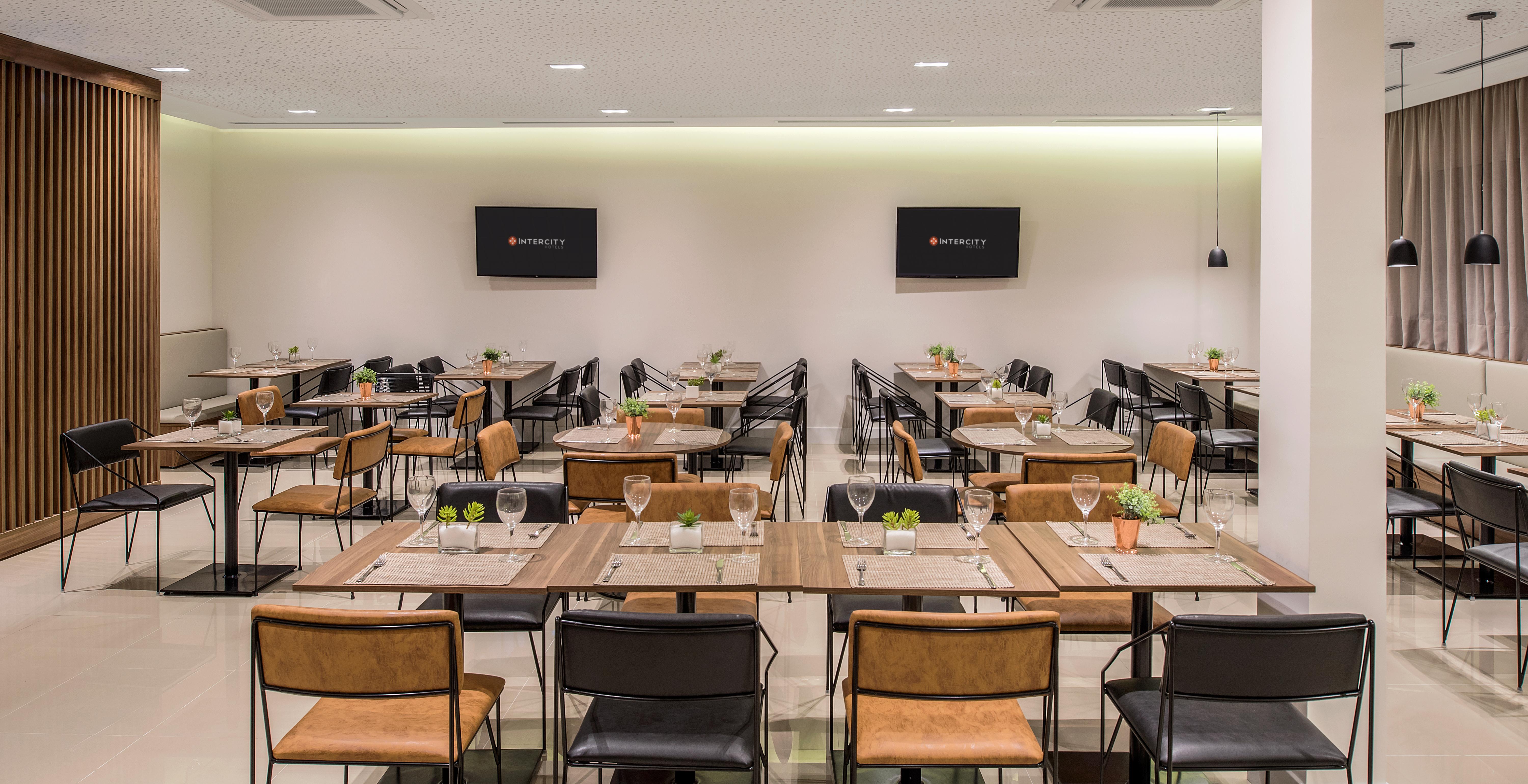 Intercity Patio Hotel 4*